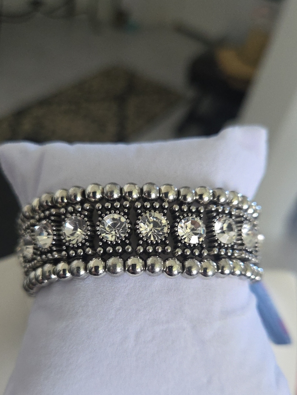 Paparazzi Ritzy Reboot White Bracelet NWT